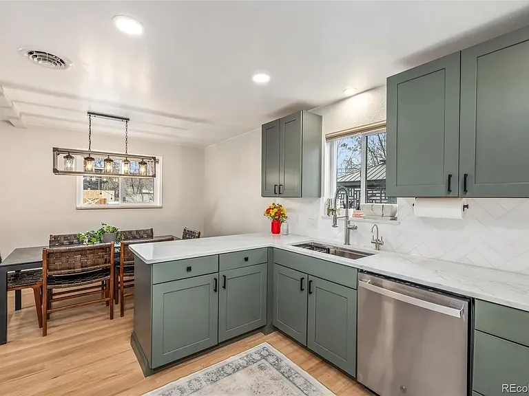 4510 Winona Ct — Photo 5