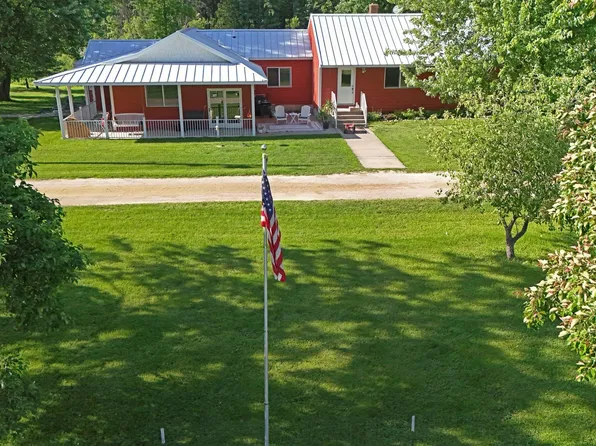 19367 150th Ave, Milaca, MN 56353