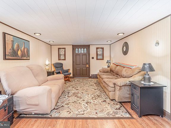 3rd image of 658 Martic Heights Dr