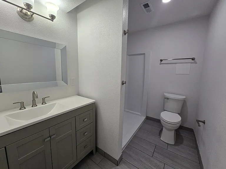 5058 Ashbrook Cir — Photo 27