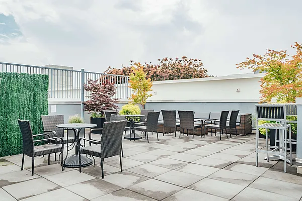 Rented by Carnegie Management Inc | media 31