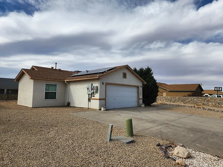 5983 Moon View Dr — Photo 3