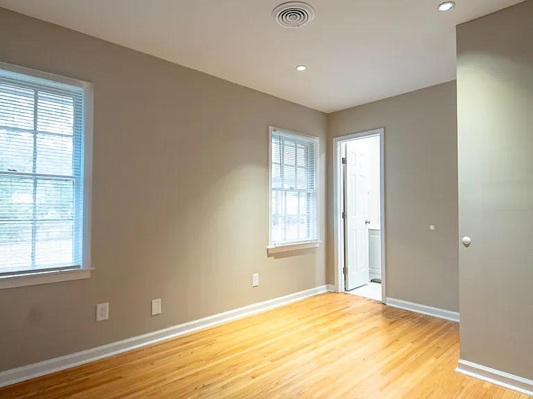 895 Greg Dr — Photo 24