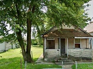 1008 Calhoun St, Madison, IL 62060