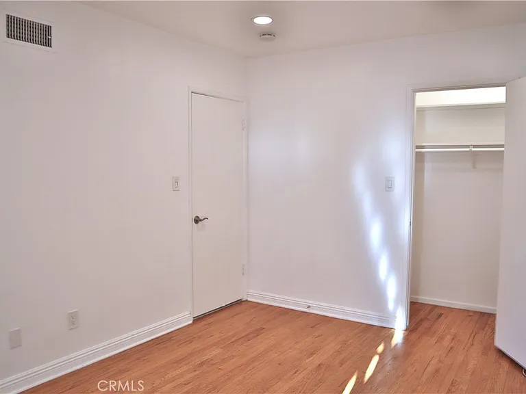 809 Fairview Ave #7 — Photo 12