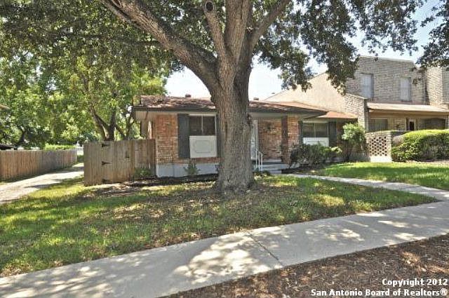 1st image of 126 Amistad Blvd