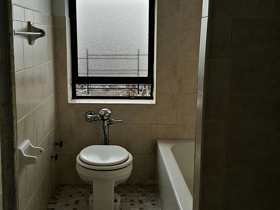 3rd image of 333 Martense St APT 2C