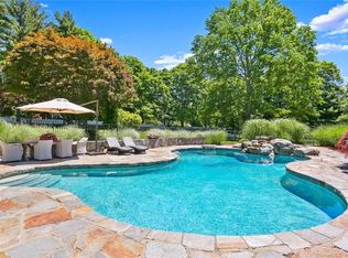 2493 Redding Rd, Fairfield, CT 06824