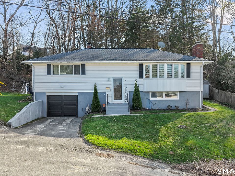 1st image of 94 Cottage Grove Lane