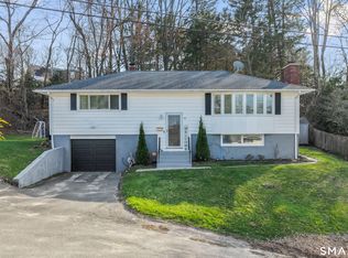 94 Cottage Grove Lane, Waterbury, CT 06706