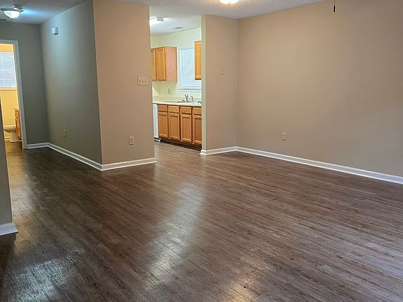 4th image of 9814A Whitfield Avenue Ext