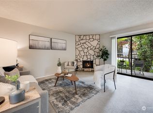 12023 100th Ave NE APT 6B, Kirkland, WA 98034