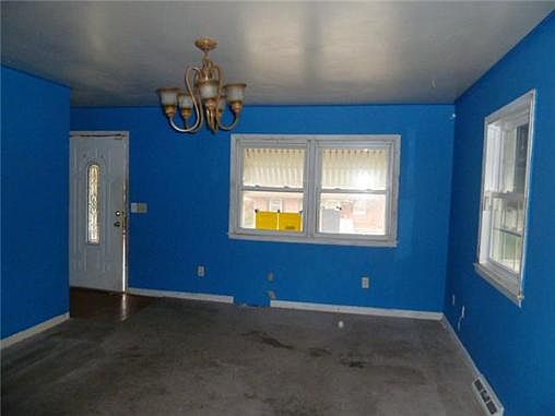 4th image of 2415 N 21st St