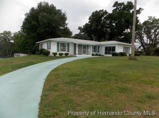 2058 N Finland Dr, Spring Hill, FL 34609