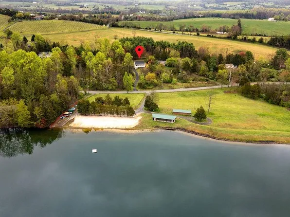 434 Greene Acres Rd N, Stanardsville, VA 22973