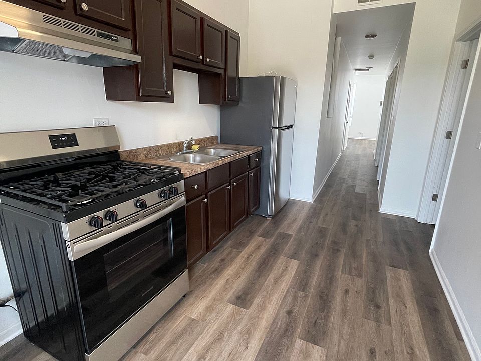 1st image of 204 N California Ave
