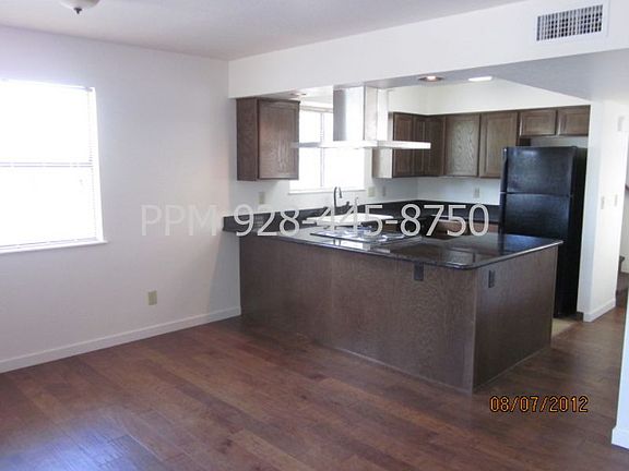 Living Room/Kitchen