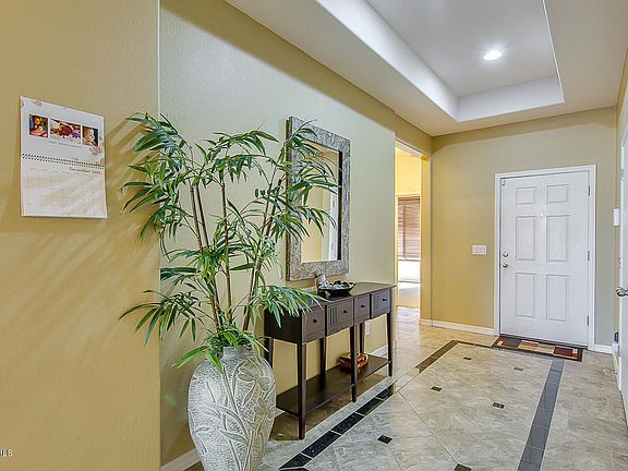 4th image of 1840 W Sawtooth Way