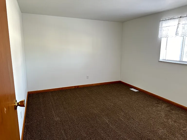 1 Florentine Ct — Photo 17