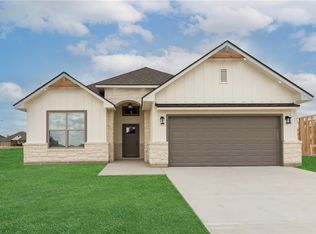 2820 Spector Dr, Bryan, TX 77808
