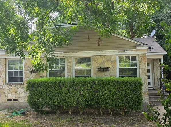 235 N Shore Dr, Dallas, TX 75216