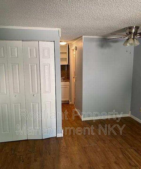 2nd image of 105 Amhurst Dr