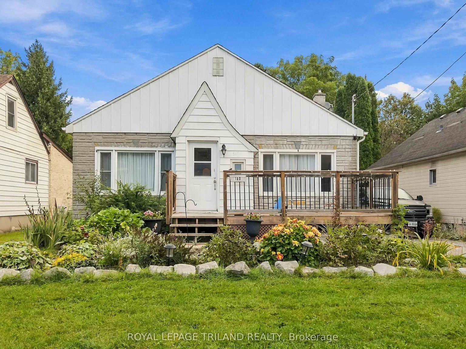 3 bed, $2,300 — Photo 4