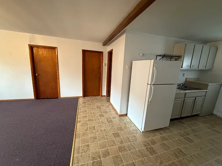 1 Riverview Dr #4 — Photo 9