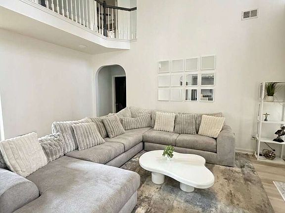 3rd image of 3701 Landau Ln SW