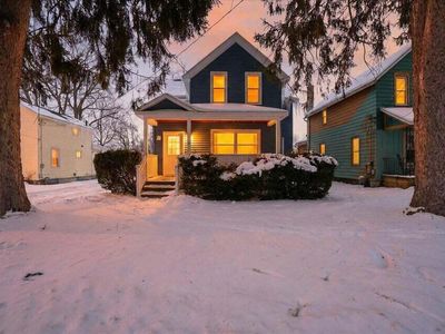 2133 S Burdick St, Kalamazoo, MI, 49001