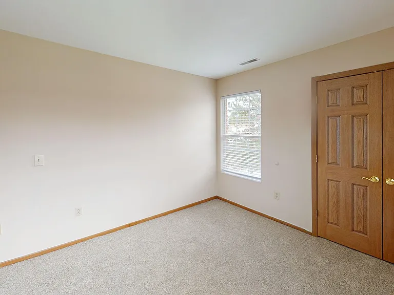 Duck Creek Apartments — Photo 11