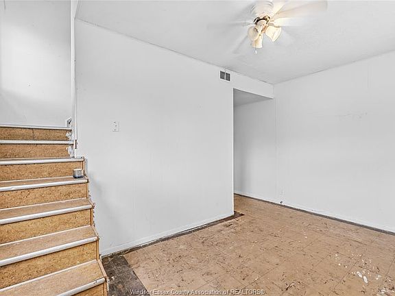 2nd image of 224 Lesperance Rd