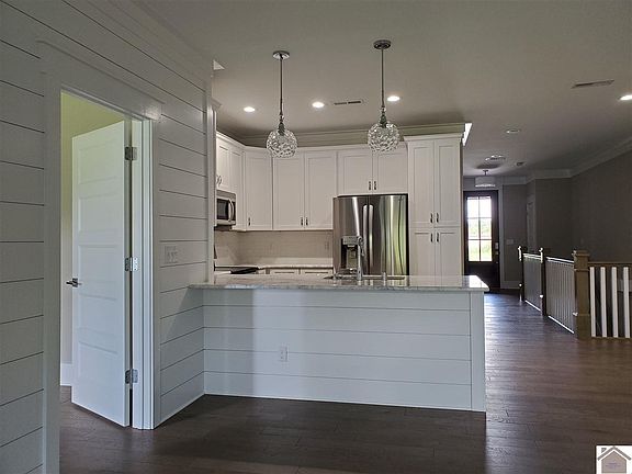 2nd image of 273 Moon Bay Dr Unit 2