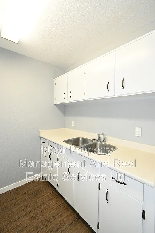 1 bed, 1.0 bath, $1,325 — Photo 3