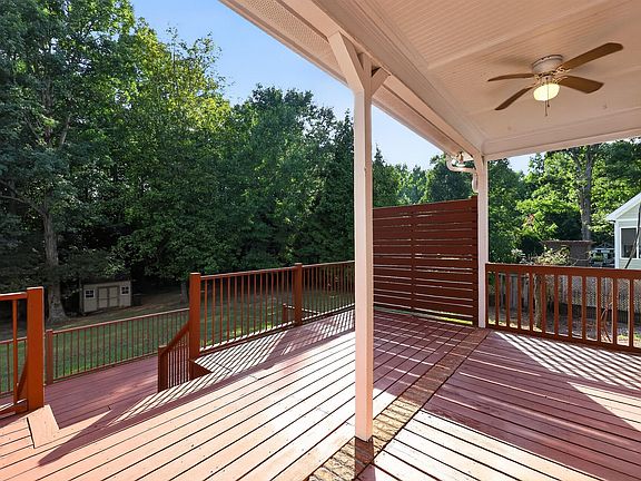 3rd image of 4516 Ocean Crest Cir