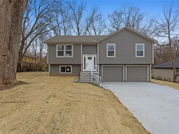 11907 E Kentucky Ave, Sugar Creek, MO 64054