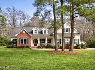167 Hydrangea Ln, Hampstead, NC 28443