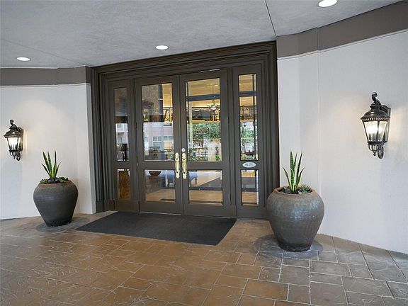 2nd image of 3525 Sage Rd APT 1001