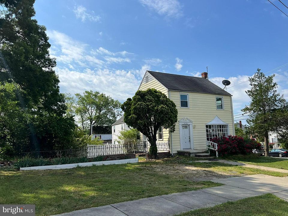 1st image of 21730 Gambier Pl