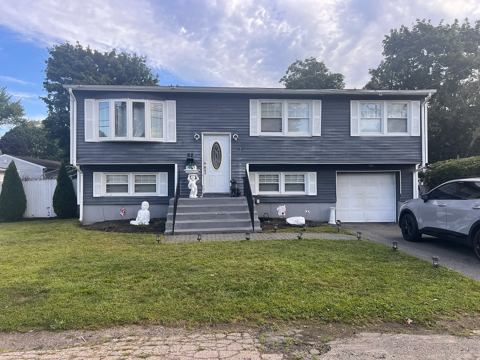 4 bed, 1440 sqft, $3,300 — Photo 1