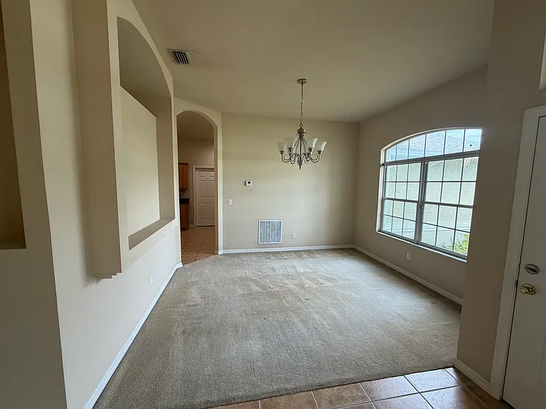 6802 Stoneheath Ln — Photo 3