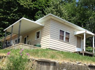 25 W Wall St, Plymouth, PA 18651