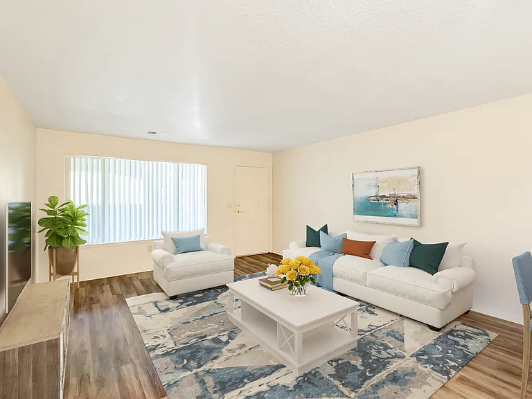 Silver Lake Apartments — Photo 5
