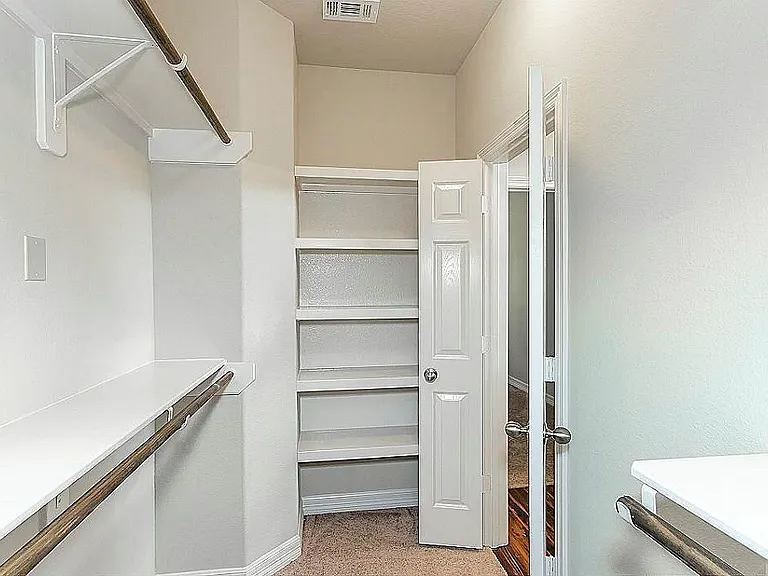 61 Woodland Hills Dr #B — Photo 18