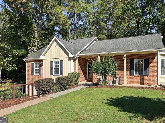 5th image of 4860 Hampton Square Dr