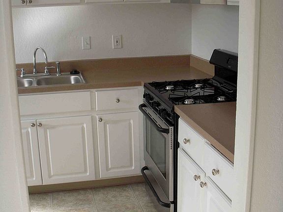 4th image of 7141 N 16th St Unit 235