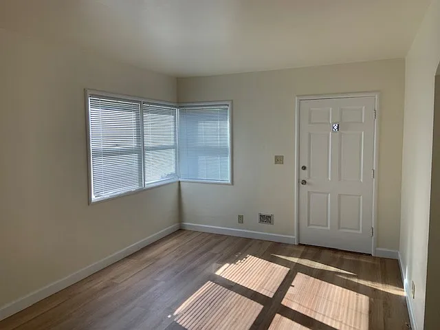 Studio, $1,950 — Photo 4