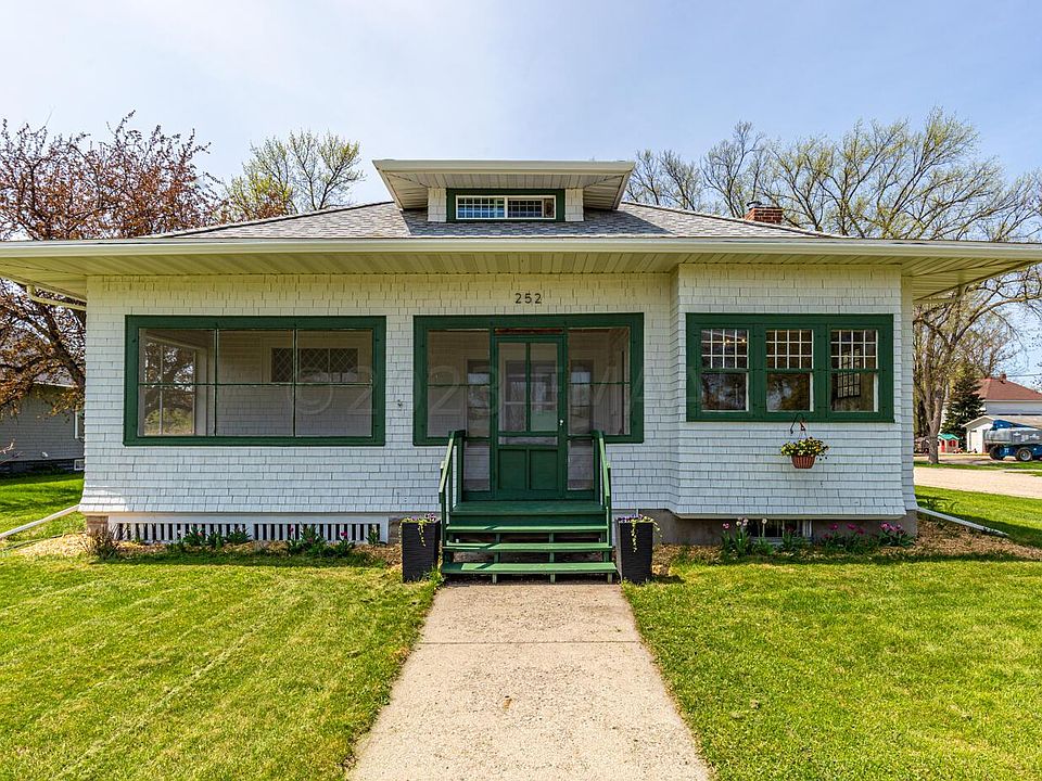 252 10th Ave N, Casselton, ND 58012 MLS 232013 Zillow