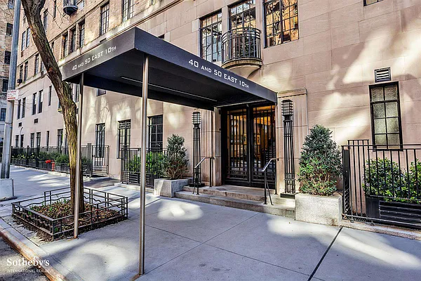 Sold by Sotheby's International Realty | media 9