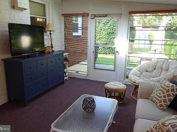 2nd image of 4601 Creek Shore Dr